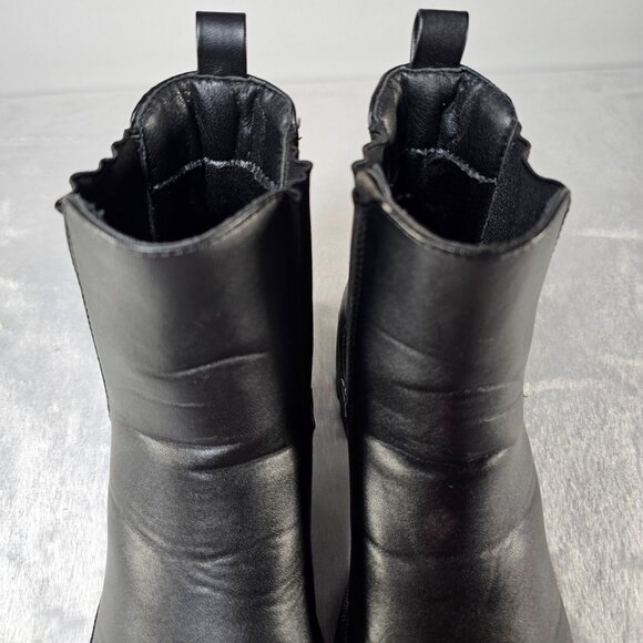 Wild Diva Faux Leather Chunky Lug Sole Block Heel Combat Booties-Black-SZ 7.5 - Picture 2 of 7